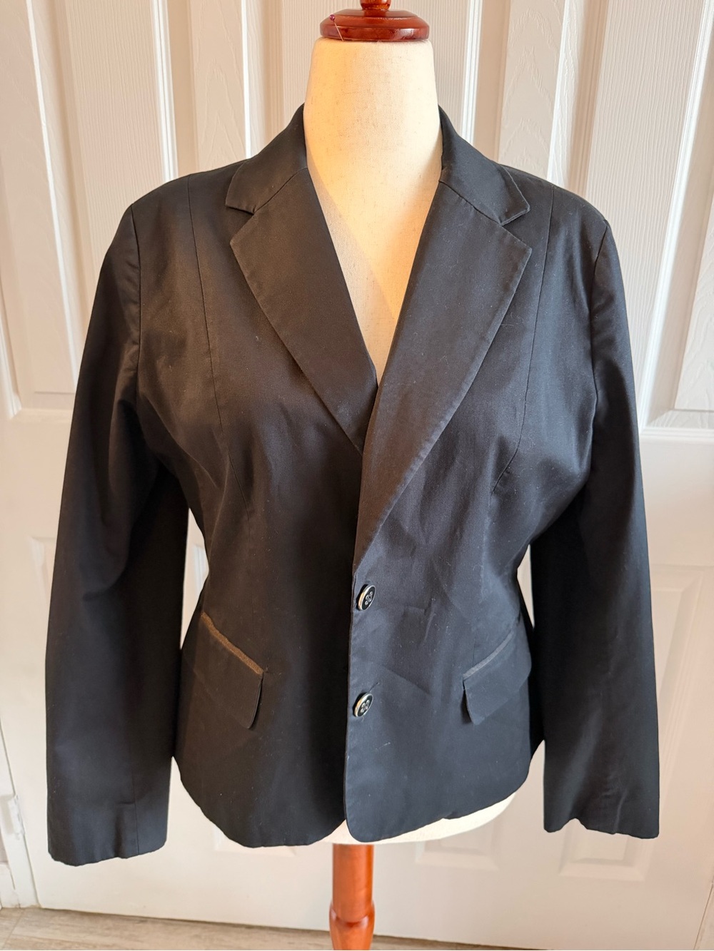 New York & CO Black Two-Button Women's Blazer